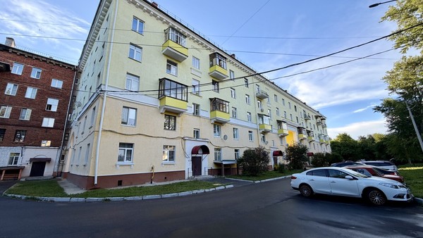 Продам 2-комн. в 4-комн. квартире, Победы пр-кт, 22, Ступино г