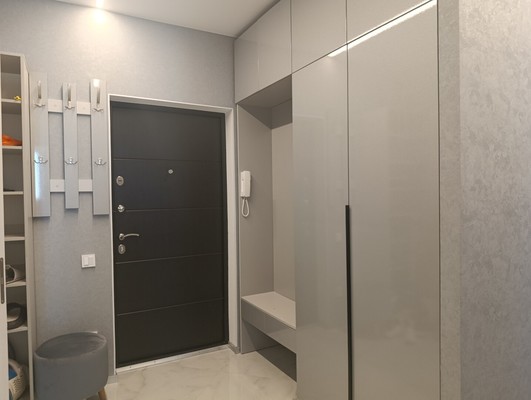 Продам двухкомнатную (2-комн.) квартиру, Никанорова ул, 4, Симферополь г
