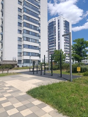 Продам двухкомнатную (2-комн.) квартиру, Никанорова ул, 4, Симферополь г