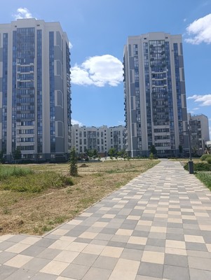 Продам двухкомнатную (2-комн.) квартиру, Никанорова ул, 4, Симферополь г