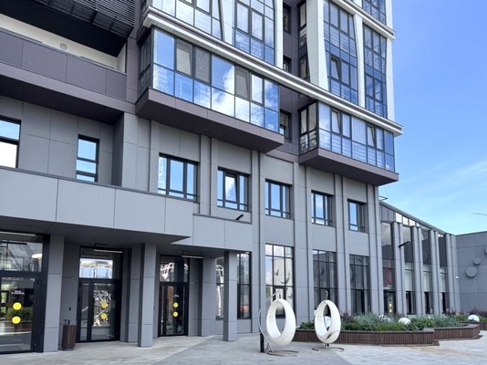 Продам трехкомнатную (3-комн.) квартиру, Гагарина б-р, 67, Пермь г