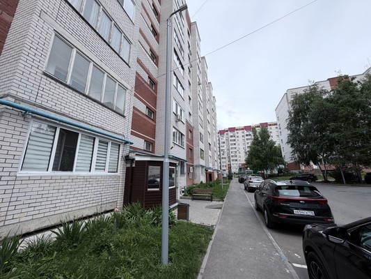 Продам однокомнатную (1-комн.) квартиру, Толбухина ул, 7, Казань г