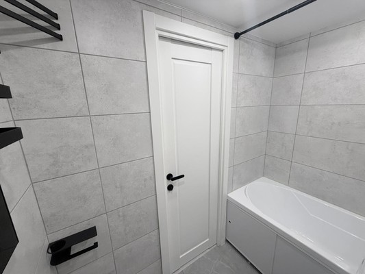 Продам двухкомнатную (2-комн.) квартиру, В мкр, 12, Троицк г