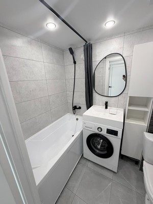 Продам двухкомнатную (2-комн.) квартиру, В мкр, 12, Троицк г