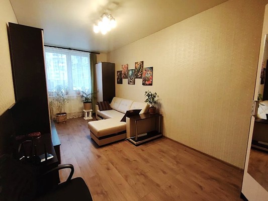 Продам двухкомнатную (2-комн.) квартиру, Лётчика Ульянина ул, 7кб, Внуковское п