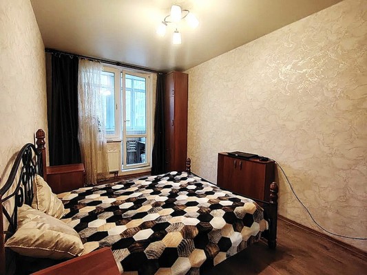 Продам двухкомнатную (2-комн.) квартиру, Лётчика Ульянина ул, 7кб, Внуковское п