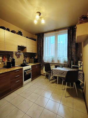 Продам двухкомнатную (2-комн.) квартиру, Лётчика Ульянина ул, 7кб, Внуковское п