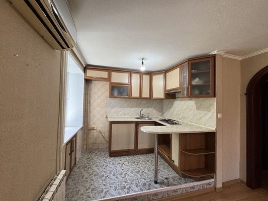 Продам двухкомнатную (2-комн.) квартиру, Коммунистический пр-кт, 2к1, Ростов-на-Дону г