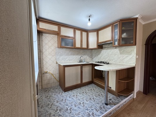 Продам двухкомнатную (2-комн.) квартиру, Коммунистический пр-кт, 2к1, Ростов-на-Дону г
