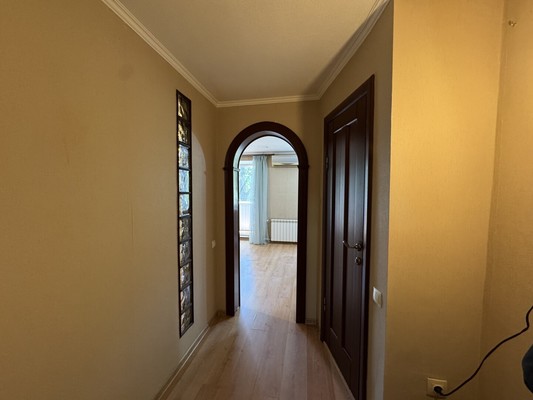 Продам двухкомнатную (2-комн.) квартиру, Коммунистический пр-кт, 2к1, Ростов-на-Дону г
