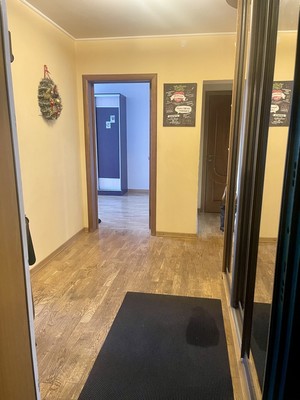 Продам трехкомнатную (3-комн.) квартиру, 4Б, Дубровицы п