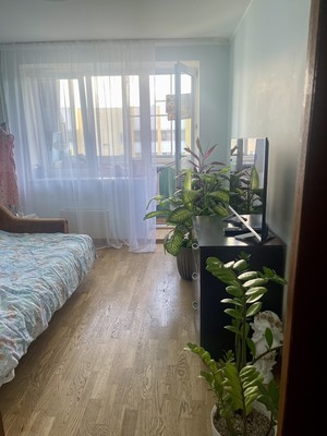 Продам трехкомнатную (3-комн.) квартиру, 4Б, Дубровицы п
