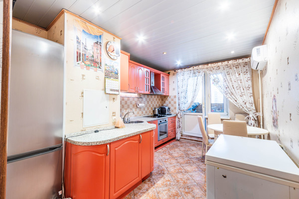 Продам трехкомнатную (3-комн.) квартиру, Носовихинское ш, 23, Реутов г