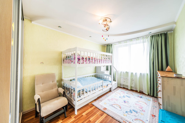 Продам трехкомнатную (3-комн.) квартиру, Носовихинское ш, 23, Реутов г