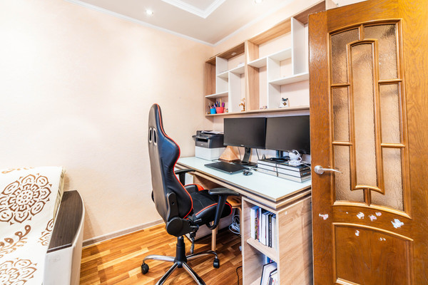 Продам трехкомнатную (3-комн.) квартиру, Носовихинское ш, 23, Реутов г