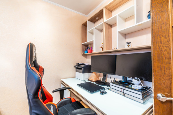 Продам трехкомнатную (3-комн.) квартиру, Носовихинское ш, 23, Реутов г