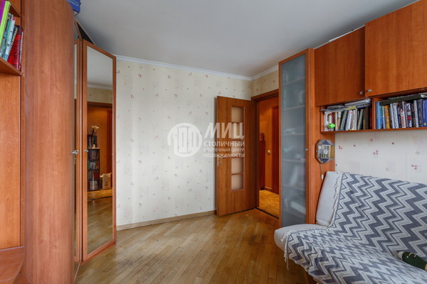 Продам трехкомнатную (3-комн.) квартиру, Каспийская ул, 30к7, Москва г