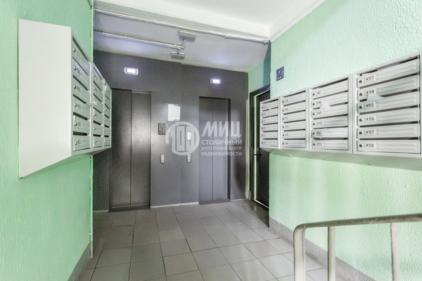 Продам трехкомнатную (3-комн.) квартиру, Каспийская ул, 30к7, Москва г