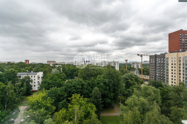 Продам трехкомнатную (3-комн.) квартиру, Каспийская ул, 30к7, Москва г