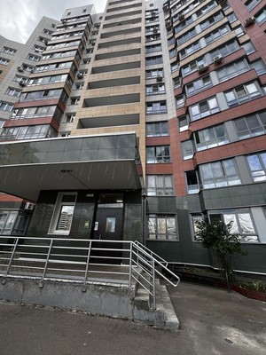 Продам двухкомнатную (2-комн.) квартиру, Бородинский б-р, 2, Подольск г