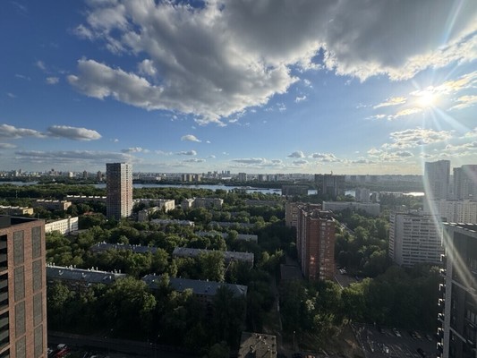 Продам многокомнатную квартиру, Фестивальная ул, 15к4, Москва г