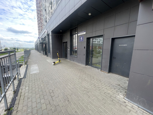 Продам трехкомнатную (3-комн.) квартиру, Южный (Южная Битца мкр.) б-р, 4, Битца п