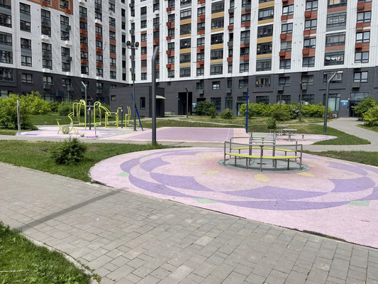 Продам трехкомнатную (3-комн.) квартиру, Южный (Южная Битца мкр.) б-р, 4, Битца п