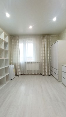 Продам двухкомнатную (2-комн.) квартиру, Оборонная ул, 2к5, Мурино п
