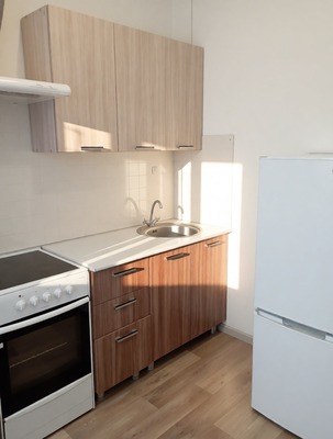 Продам однокомнатную (1-комн.) квартиру, 1-го Мая ул, 270, Краснодар г