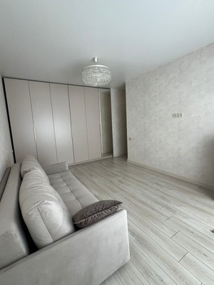 Продам двухкомнатную (2-комн.) квартиру, Тарчокова ул, 33, Нальчик г