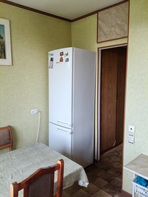 Продам трехкомнатную (3-комн.) квартиру, Донелайтиса проезд, 25, Москва г