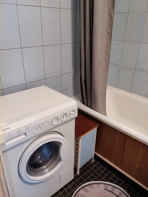 Продам трехкомнатную (3-комн.) квартиру, Донелайтиса проезд, 25, Москва г