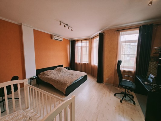 Продам однокомнатную (1-комн.) квартиру, Ленина ул, 23к7, Лобня г