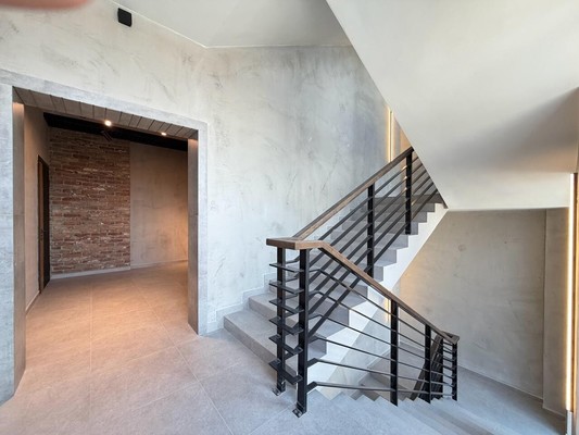 Продам трехкомнатную (3-комн.) квартиру, Горького ул, 27, Нальчик г