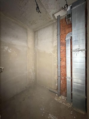 Продам трехкомнатную (3-комн.) квартиру, Горького ул, 27, Нальчик г