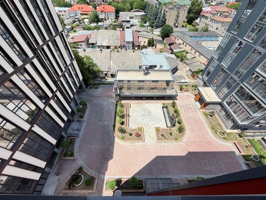 Продам трехкомнатную (3-комн.) квартиру, Горького ул, 27, Нальчик г