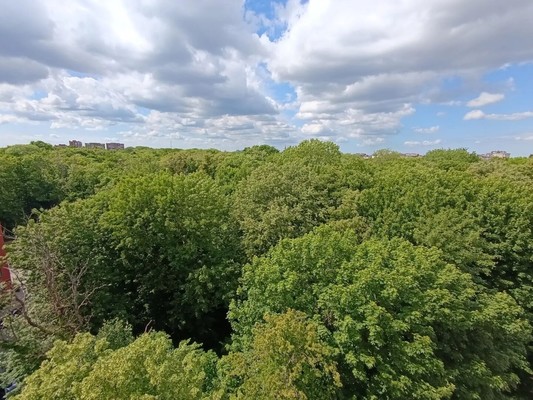 Продам двухкомнатную (2-комн.) квартиру, Юбилейная ул, 10а, Калининград г
