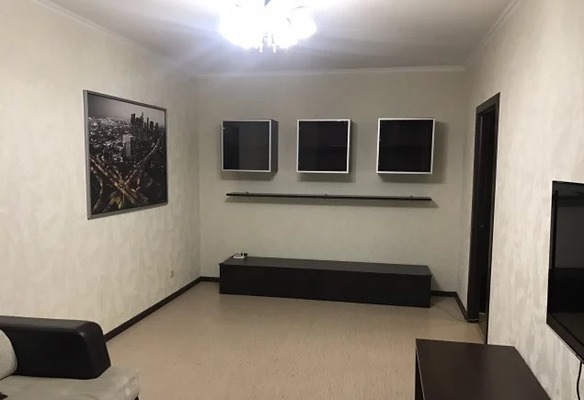 Сдам двухкомнатную (2-комн.) квартиру, Красноармейская ул, 13, Елизово г