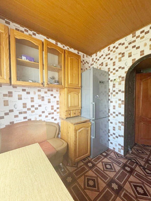 Продам трехкомнатную (3-комн.) квартиру, Комсомольская ул, 24, Зеленодольск г