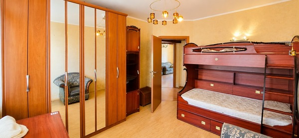 Продам трехкомнатную (3-комн.) квартиру, Фестивальная ул, 22к4, Москва г