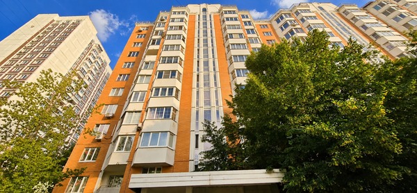 Продам трехкомнатную (3-комн.) квартиру, Фестивальная ул, 22к4, Москва г