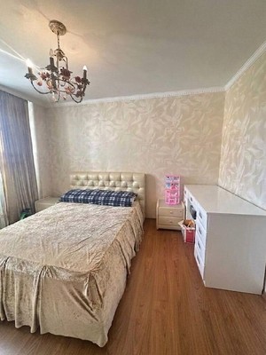 Продам трехкомнатную (3-комн.) квартиру, им Константина Аверьянова мкр, 17, Дмитров г