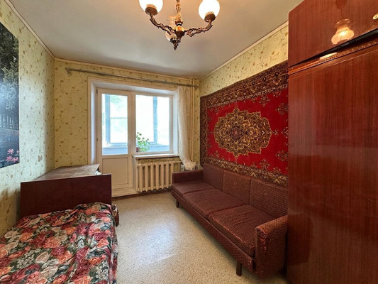Продам трехкомнатную (3-комн.) квартиру, Энтузиастов ул, 23, Волгодонск г