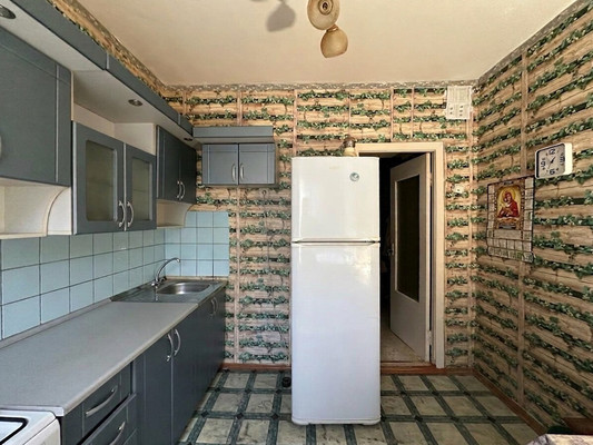 Продам трехкомнатную (3-комн.) квартиру, Энтузиастов ул, 23, Волгодонск г