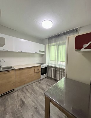 Продам двухкомнатную (2-комн.) квартиру, Усатого ул, 3, Фокино г