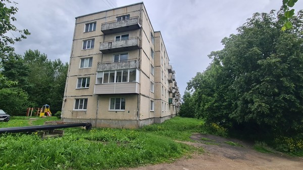 Продам двухкомнатную (2-комн.) квартиру, Ропшинское ш, 11, Кипень д
