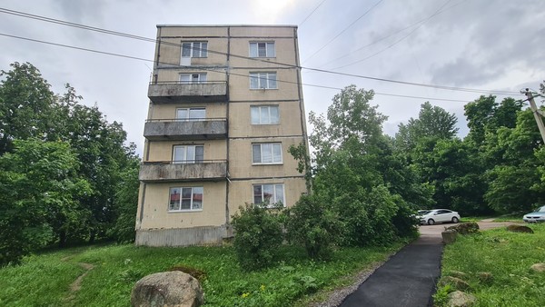 Продам двухкомнатную (2-комн.) квартиру, Ропшинское ш, 11, Кипень д