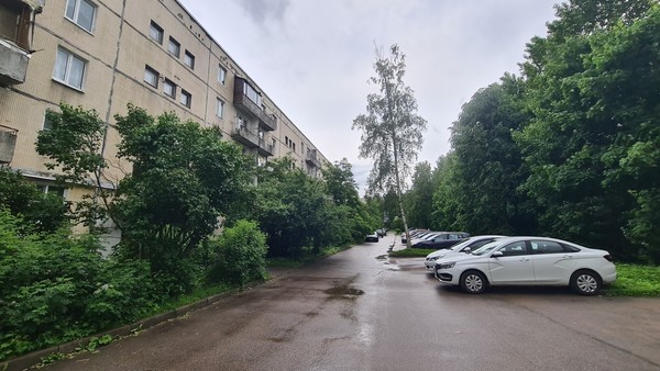 Продам двухкомнатную (2-комн.) квартиру, Ропшинское ш, 11, Кипень д