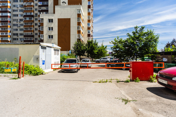 Продам трехкомнатную (3-комн.) квартиру, Носовихинское ш, 23, Реутов г