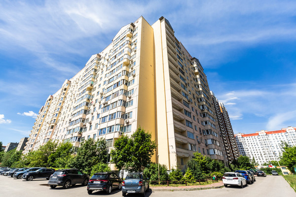 Продам трехкомнатную (3-комн.) квартиру, Носовихинское ш, 23, Реутов г